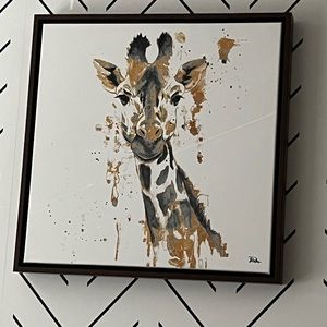 Meet your Posher, Laurie